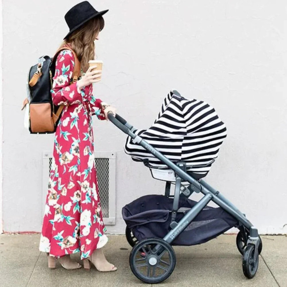 Chubbi Baby - 4-in-1 Multi-Use Nursing Cover and Scarf - Picture 5 of 6